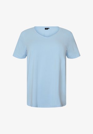 T-shirt bleu clair à manches courtes avec col en V et un design simple, présenté sur un fond blanc.