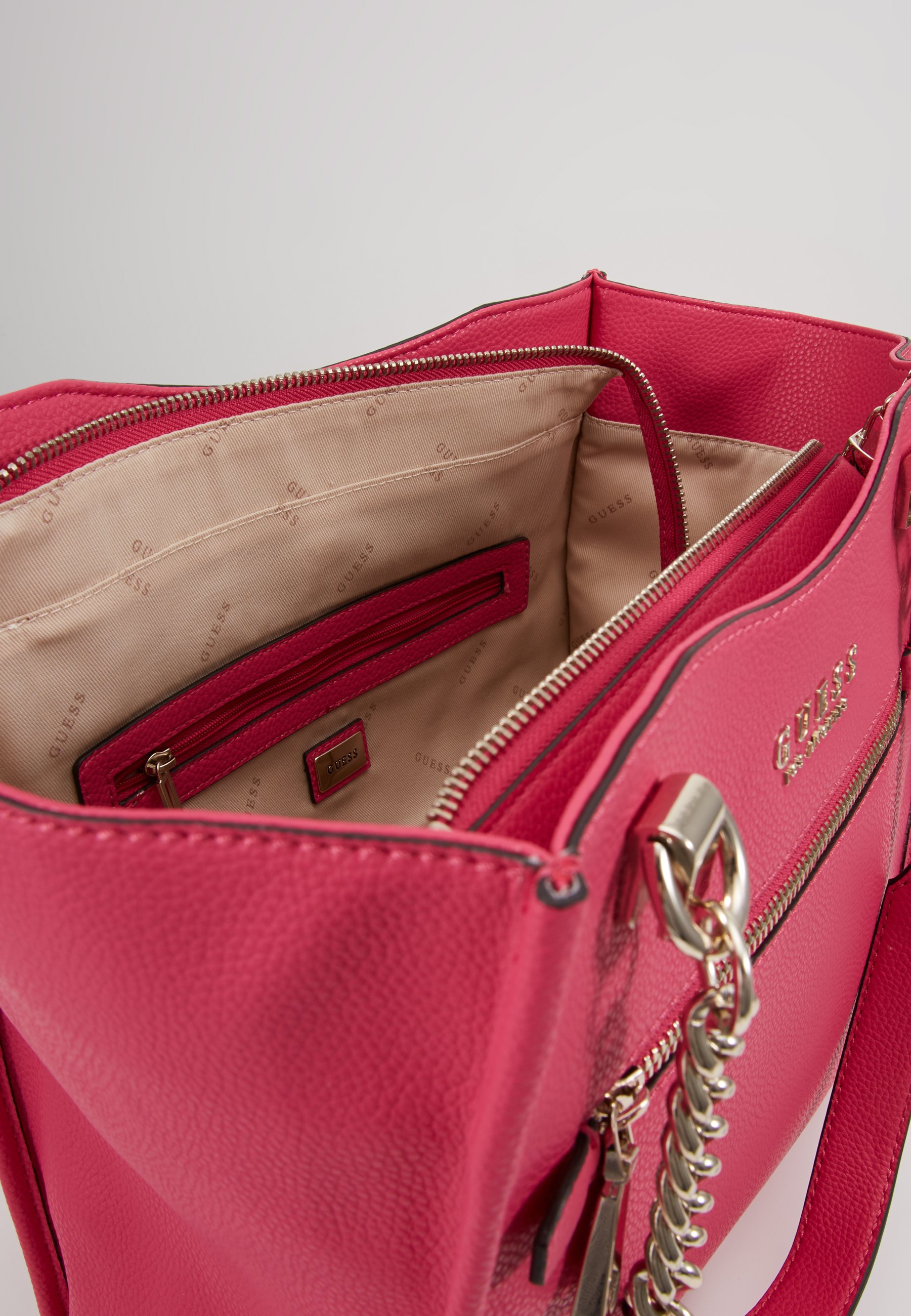 Guess LIAS ELITE CARRYALL Håndveske pink Zalando.no Guess LIAS TOP HANDLE FLAP Håndveske pink Zalando.no