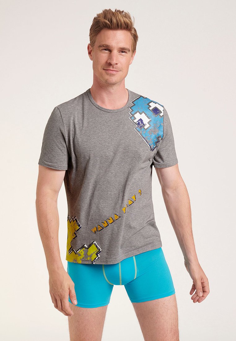 Camiseta de pijama