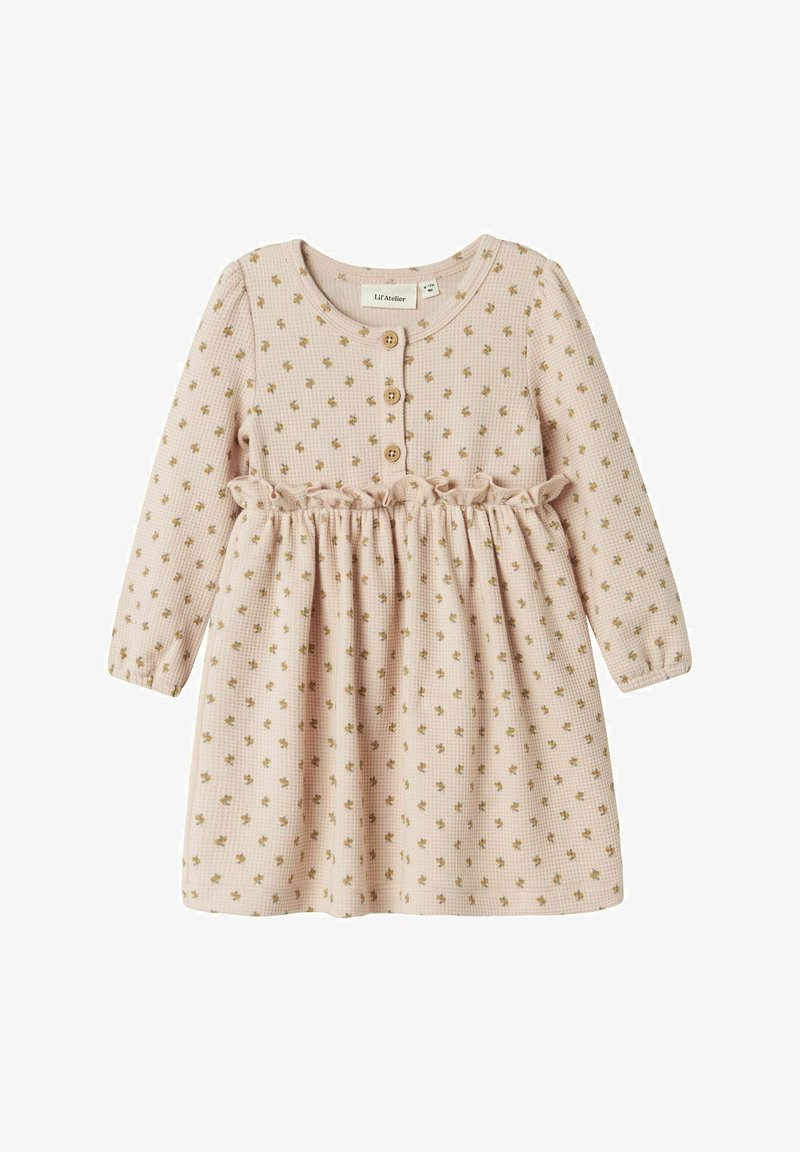 Pika pikkade varrukatega kleit, millel on tekstuurne muster, väikesed kuldsed lilleprindid, nööpidega ees ja volangiga vöökoht.