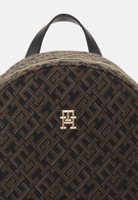 Tommy Hilfiger JACQUARD BACKPACK - Ruksak - black