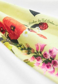 Baker by Ted Baker FLORAL SET - REGULAR FIT - Retuusid - püksid - yellow