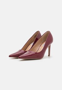Steve Madden - Czółenka