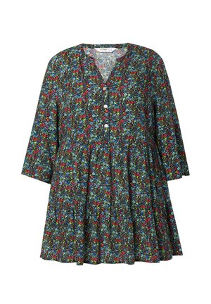 Blomstret kjole med mørk baggrund, V-udskæring og trekvartlange ærmer. Har knaplukning foran og lagdelt, udvidet silhuet.