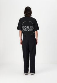 Abercrombie & Fitch Baggy Trouser - Bukser - casual black