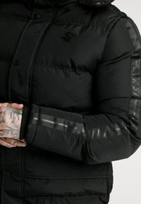 SIKSILK Parkas - black
