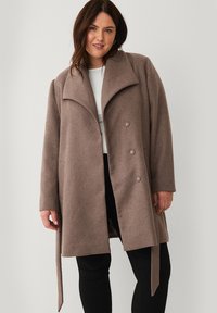 Ellos Plus collection MIT BINDEGÜRTEL - Klassisk frakke - braun