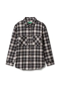 Camicia a maniche lunghe a quadretti neri, bianchi e grigi con due tasche sul petto e colletto classico.