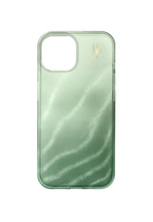 Custodia per telefono verde trasparente con ritaglio rettangolare per la fotocamera e logo dorato "iDeal of Sweden" nell'angolo in alto a destra.