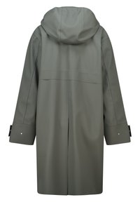 Khakivärinen sadetakki hupulla, valmistettu sileästä vedenpitävästä materiaalista. Ominaisuuksia ovat suora leikkaus, pitkät hihat ja neppariakennukset hihansuissa.