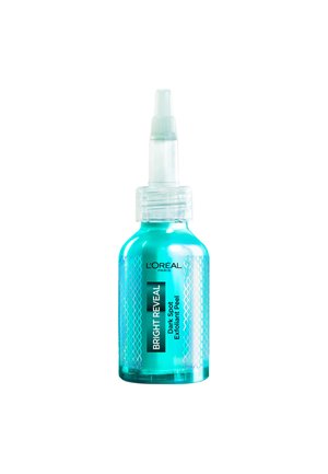 Le peeling exfoliant contre les taches foncées Bright Reveal de L'Oréal, dans une bouteille en plastique transparente turquoise avec un bec verseur pointu et un motif en diamant texturé.