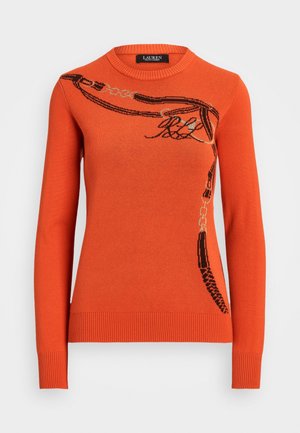 Pull en maille orange à manches longues avec motif chaîne et corde noir et beige sur le devant, poignets et ourlet côtelés.