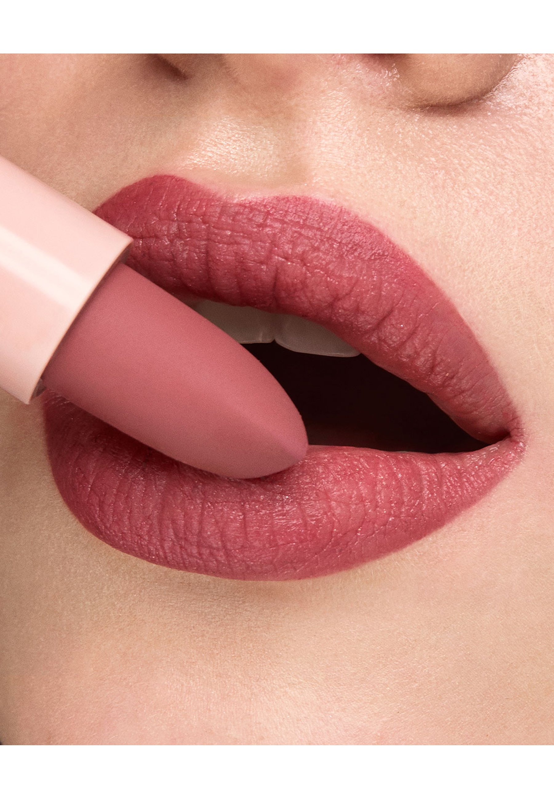 KIKO Milano Kind Soft Matte Lippenstift 01 – Matter Lippenstift Vegan, Mit 98% Natürlichen Inhaltsstoffen