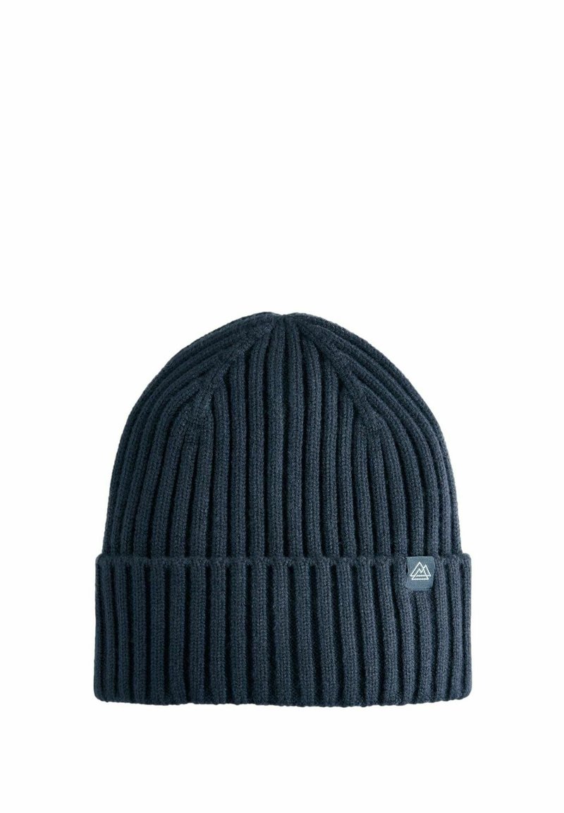 Bonnet tricoté bleu marine foncé avec une texture côtelée et un revers replié. Présente un petit patch logo sur le côté. Matériau doux et chaud.