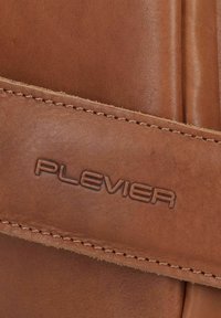 Plevier Aktentasche - cognac