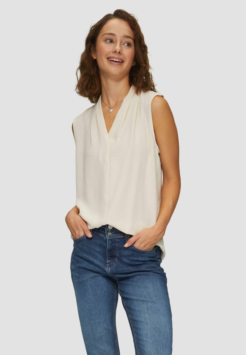 QS ÄRMELLOSE MIT AUSSCHNITT - Blouse - beige