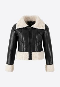 Giubbotto in pelle nera tagliato con colletto e polsini in morbido shearling bianco. Presenta due tasche con zip e una chiusura frontale con zip.