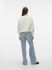Vero Moda VMLEA V NECK CARDIGAN - Cardigan - cloud dancer