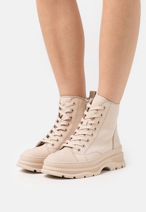 Tamaris Ankle Boot - ivory