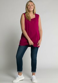 Ulla Popken LONG  CARREE-AUSSCHNITT ÄRMELLOS - Top - magnolienrot