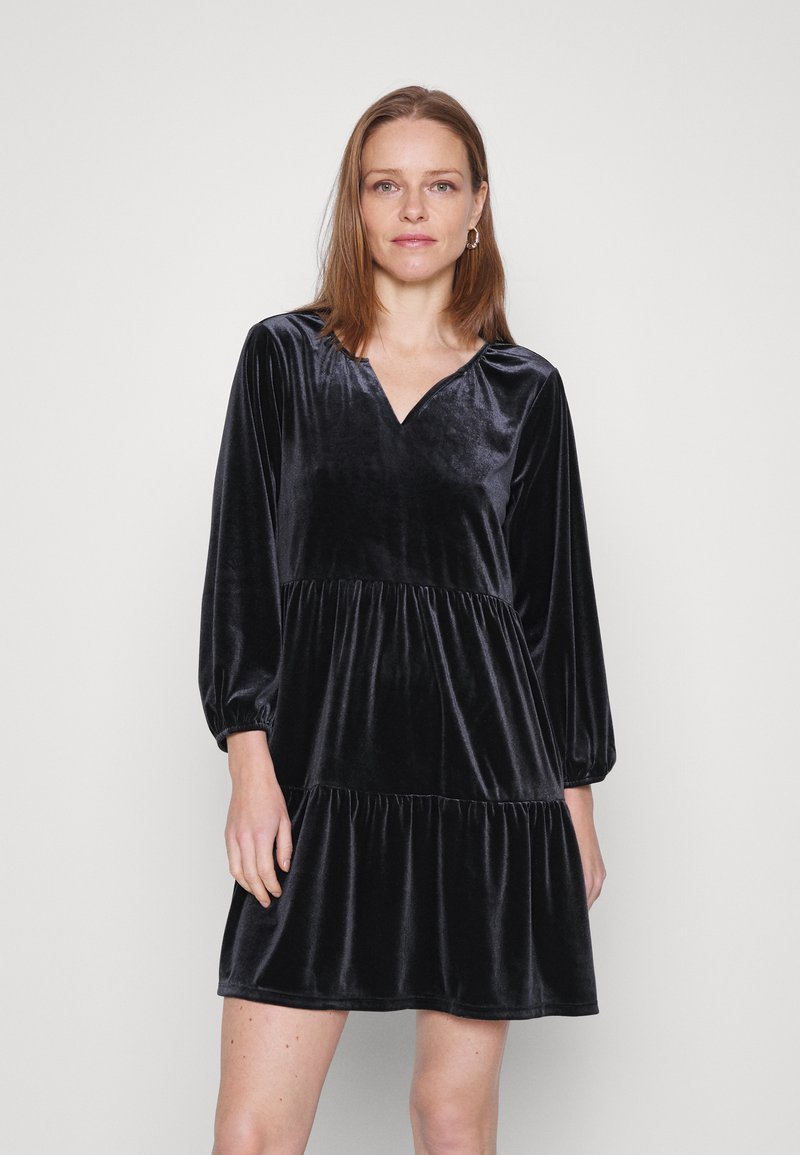 GAP ZEN MINI TIER DRESS Robe de soirée true black/noir ZALANDO.FR