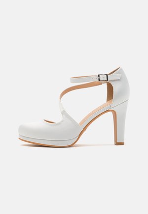 High Heel Pumps - white