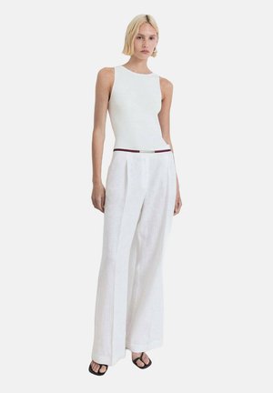 Top - off white