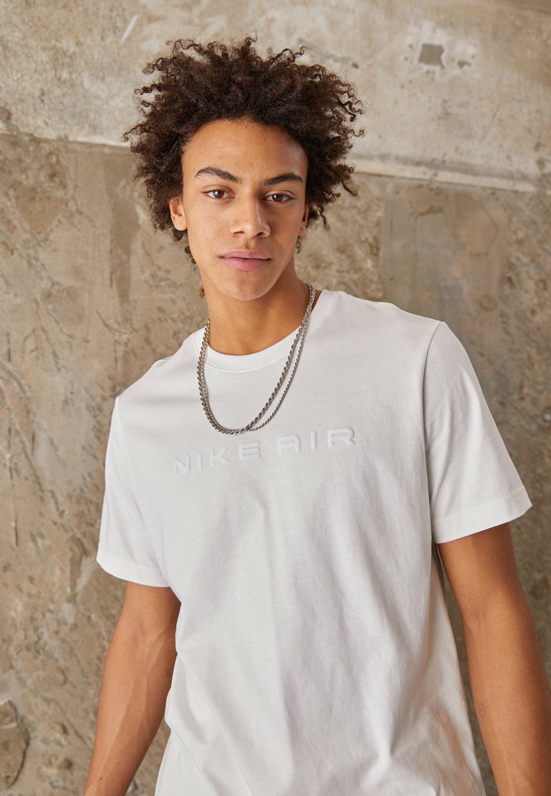 Nike Sportswear TEE AIR Print Tshirt white Zalando.co.uk