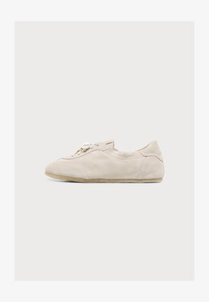 AGL, HOOLA HOOP P CHARMS - Sneakers - gesso