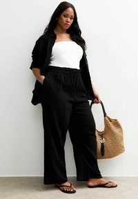 New Look Curves - CURVES DRAWSTRING WAIST WIDE LEG - Trousers - black Thumbnail Image 1