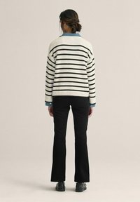 Newhouse RANDIG TRÖJA ELLY - Neule - svart