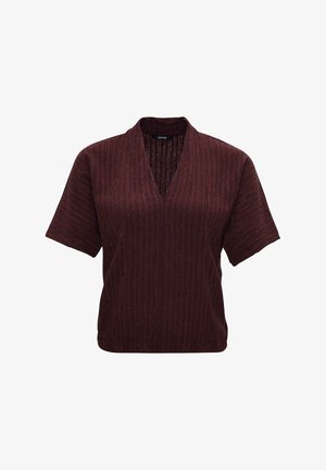 Bordeaux gebreid top met een v-hals, korte mouwen en een gestructureerd ribpatroon. Kenmerkt zich door een relaxte pasvorm en zachte stof.