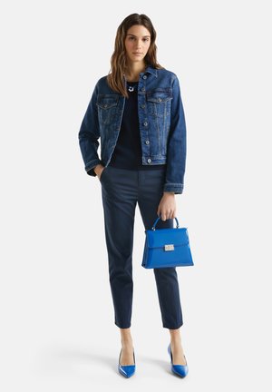 United Colors of Benetton SLIM FIT - Pantalones chinos - blue