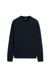 Maglione a coste blu navy con scollo a V, maniche lunghe e vestibilità rilassata. Texture morbida con dettagli minimi.