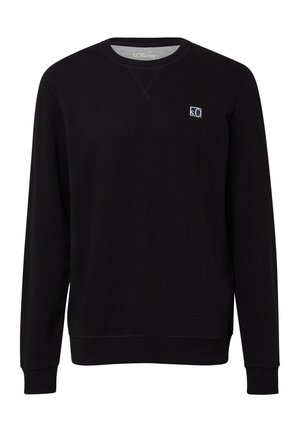 Czarny sweter z okrągłym dekoltem, z długimi rękawami, prążkowanymi mankietami i dołem oraz małym logo s.Oliver na lewej piersi.