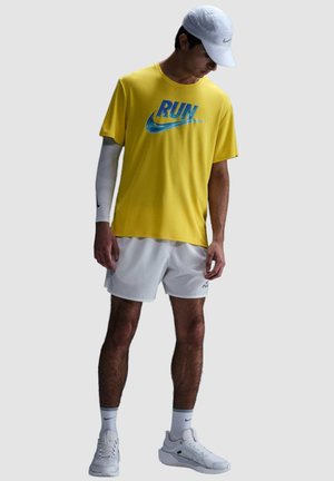 SHORT-SLEEVE RUNNING  - T-shirt de sport - lightning