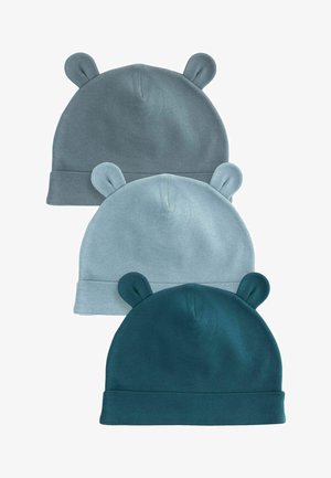Drei weiche Strickmützen in Grau, Hellblau und Dunkeltürkis. Jede hat abgerundete Ohrakzente und einen Bündchen am Saum.