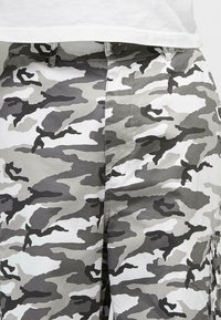 Pantalones cargo - grey black offwhite