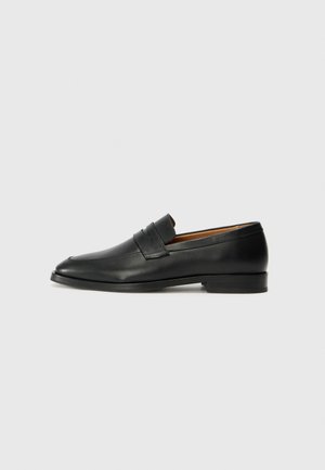 Tiger of Sweden ACADEMI - Slippers - black