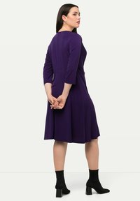 Ulla Popken Vestido informal - dark purple
