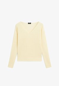 Wybrany, mustard yellow