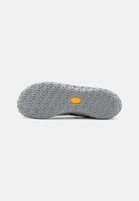 Merrell TRAIL GLOVE 7 - Chaussures de running - jade