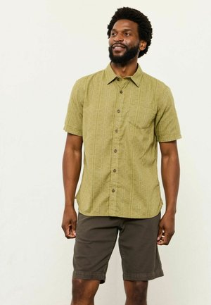 REGULAR FIT - SHORT SLEEVE TRIANGLE GEO PRINT - Hemd - green