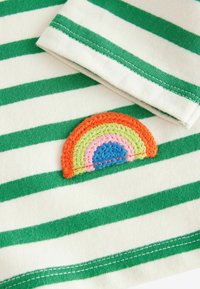 Next REGULAR FIT - Pitkähihainen paita - green rainbow