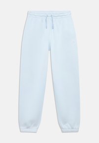 Nevybráno, half blue