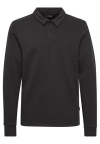 Svart langermet polo skjorte, laget av glatt stoff, med klassisk krage, tre-knappsklaff og ribbestrikkede mansjetter.