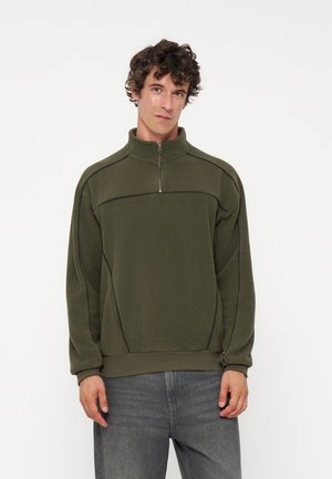 Pier One by Zalando, Поларен пуловер - grape leaf/black