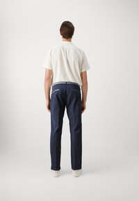 Mason's Hlače chino - dark blue