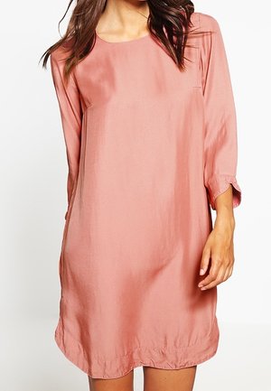 Robe de jour - berry