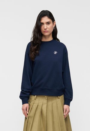 Tommy Hilfiger LOGO EMBROIDERY CREW NECK SWEATSHIRT - Sweatshirt - dark night navy